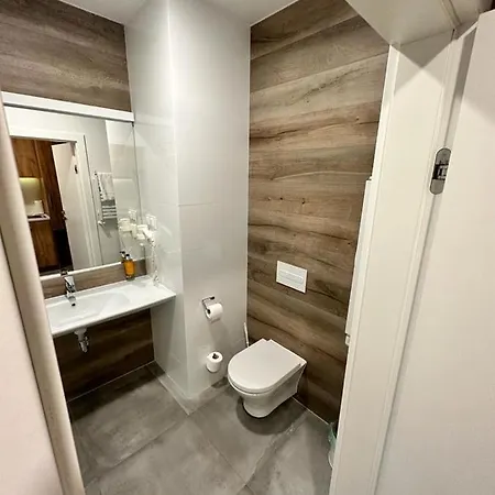 Rentresidence Aparthotel Sienna (Klodzko)