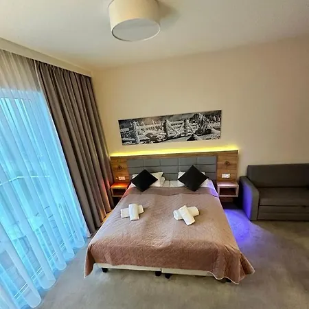 Rentresidence Aparthotel Sienna (Klodzko)